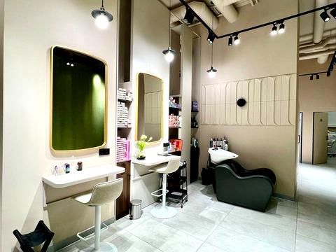 комерційна за адресою В'ячеслава Чорновола просп. (), 16ж