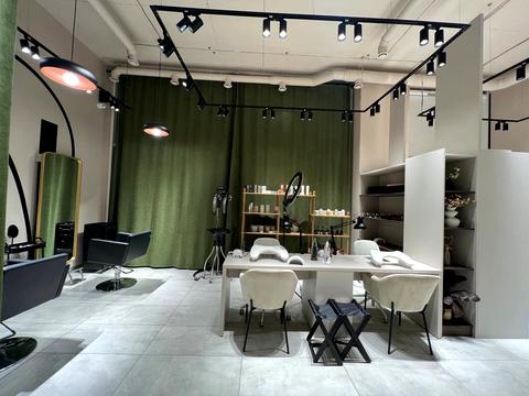 комерційна за адресою В'ячеслава Чорновола просп. (), 16ж