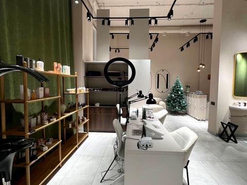 комерційна за адресою В'ячеслава Чорновола просп. (), 16ж