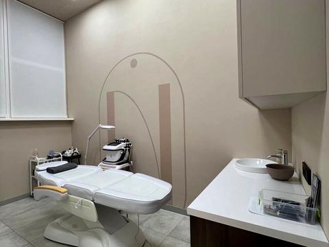 комерційна за адресою В'ячеслава Чорновола просп. (), 16ж