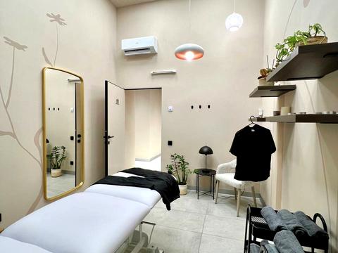 комерційна за адресою В'ячеслава Чорновола просп. (), 16ж