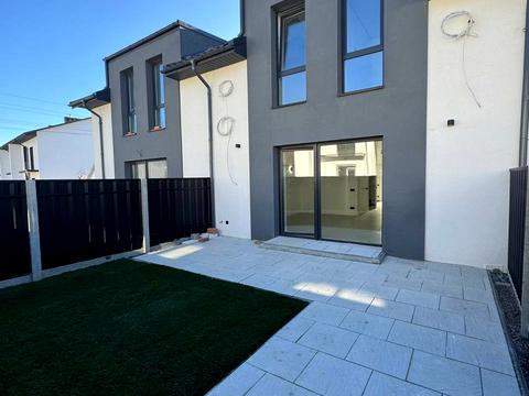 дом по адресу 24 Августа ул.