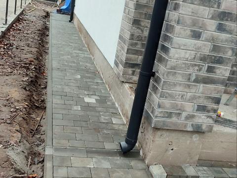 будинок за адресою Академіка Ромоданова вул. (Льва Толстого)