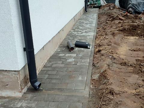 будинок за адресою Академіка Ромоданова вул. (Льва Толстого)