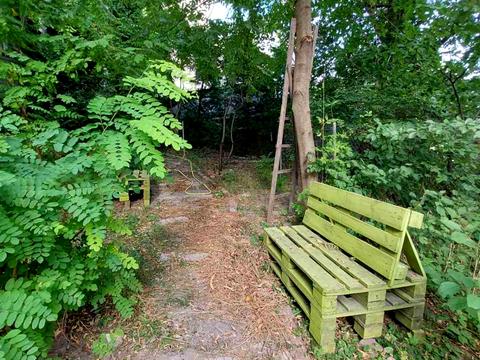 комерційна за адресою Редутна вул., 58