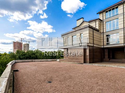 коммерческая по адресу Тихая ул., 19