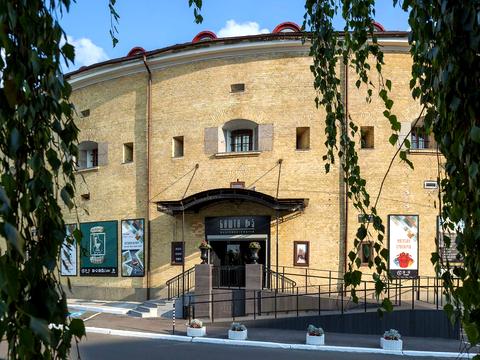 комерційна за адресою Рибальська вул., 22