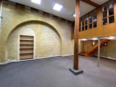 комерційна за адресою Рибальська вул., 22