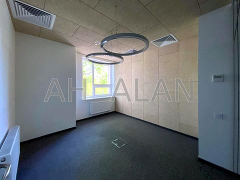 коммерческая по адресу Елены Телиги ул., 6