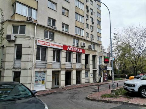 комерційна за адресою Голосіївський просп. (40-річчя Жовтня), 27