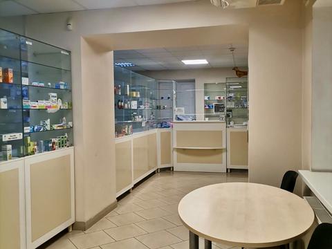 комерційна за адресою Голосіївський просп. (40-річчя Жовтня), 27