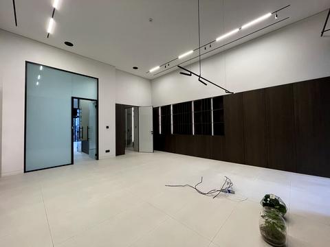 комерційна за адресою Михайла Максимовича вул. (Онуфрія Трутенка), 26-Г