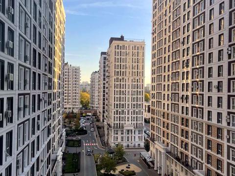 комерційна за адресою Михайла Максимовича вул. (Онуфрія Трутенка), 26-Г