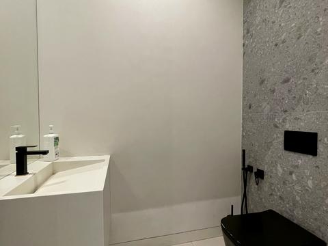 комерційна за адресою Михайла Максимовича вул. (Онуфрія Трутенка), 26-Г