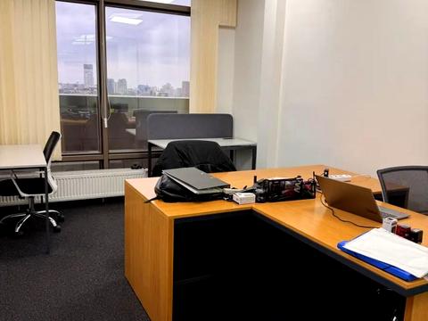 комерційна за адресою Богдана Хмельницького вул., 19-21