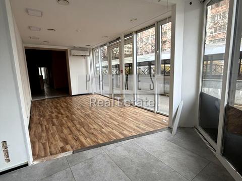 коммерческая по адресу Андрея Верхогляда ул. (Михайла Драгомирова), 12