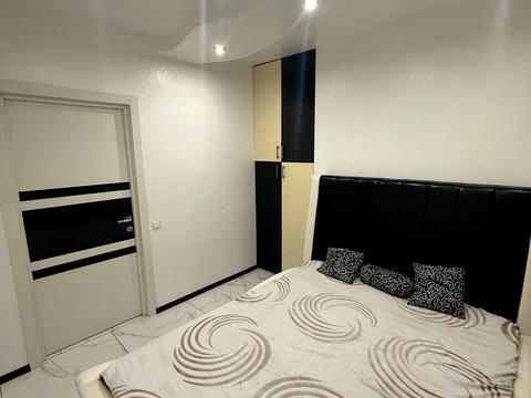 квартира за адресою Левка Лук'яненка вул. (Василя Жуковського), 16, 18, 20, 24