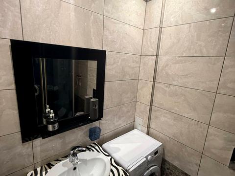 квартира за адресою Левка Лук'яненка вул. (Василя Жуковського), 16, 18, 20, 24