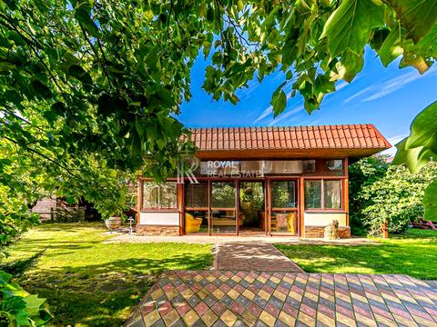 дом по адресу лесі українки, 7а