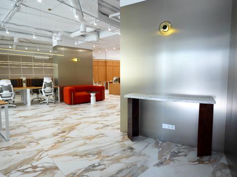 коммерческая по адресу Бусловская ул., 12