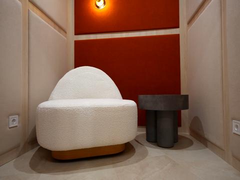 коммерческая по адресу Бусловская ул., 12