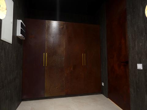 коммерческая по адресу Бусловская ул., 12