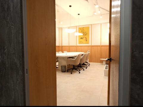 коммерческая по адресу Бусловская ул., 12