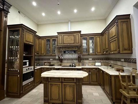 будинок за адресою с. Гатне, Київська вул.