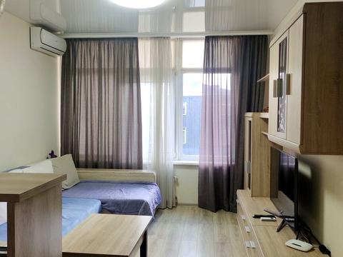 квартира за адресою Літературна вул., 8