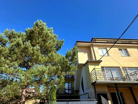 будинок за адресою квіткова