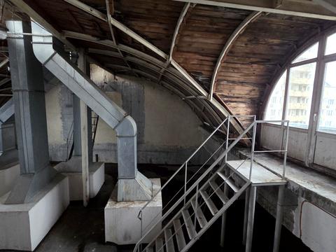 коммерческая по адресу Днепровская набережная ул., 25