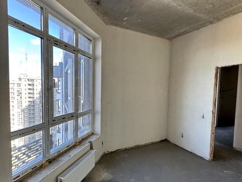 квартира за адресою Леоніда Бірюкова бульв., 4