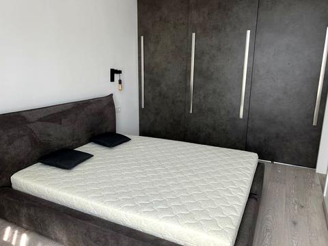 квартира за адресою Європейського Союзу просп. (Правди), 45-Б