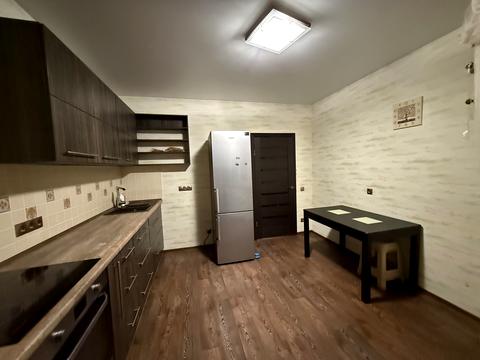 квартира за адресою Лазурна вул., 5 к12