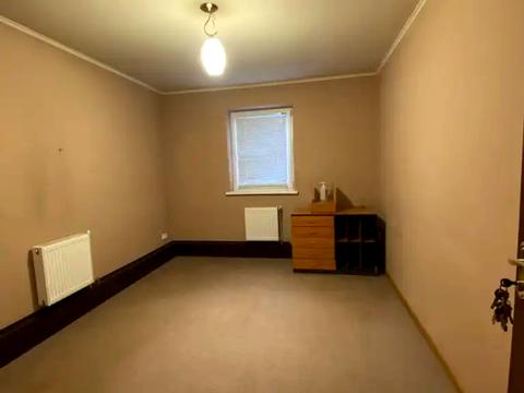 комерційна за адресою Миколи Руденка вул. (Войцеховича), 60Б