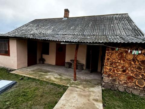 дом по адресу Молодіжна, 8