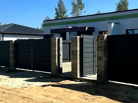 будинок за адресою Успішна