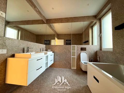 будинок за адресою Полунична, 67