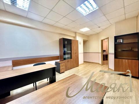 комерційна за адресою Шевченка бульв., 26