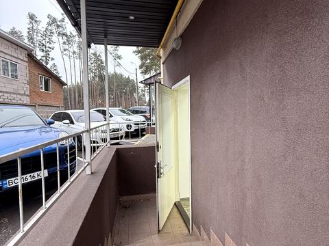 комерційна за адресою Миколи Руденка вул., 15-Д