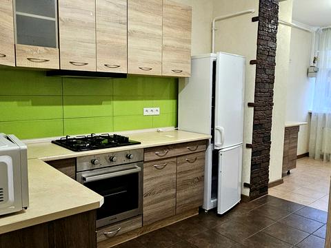 квартира за адресою Боголюбова вул., 22