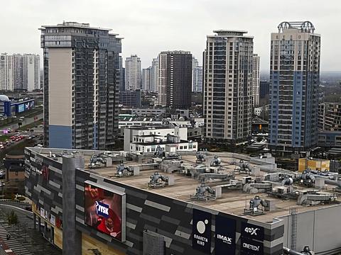 коммерческая по адресу Днепровская набережная ул., 25