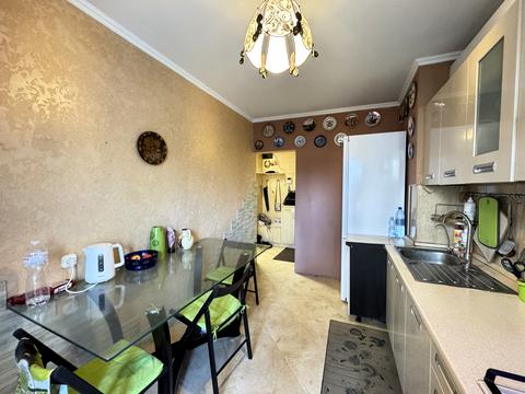 квартира за адресою Небесної Сотні просп. (Маршала Жукова), 77