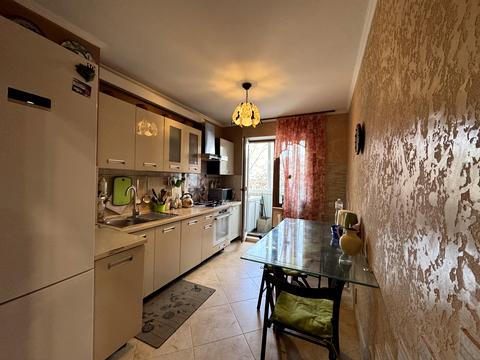 квартира за адресою Небесної Сотні просп. (Маршала Жукова), 77