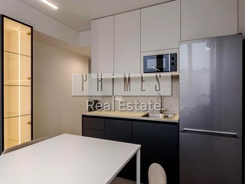 комерційна за адресою Володимирська вул., 51/53