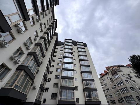 квартира за адресою Августина Волошина вул., 2-А