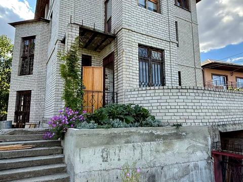 дом по адресу Вишнева