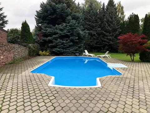 будинок за адресою пер. Каштановий, 12