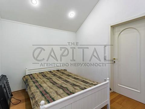 будинок за адресою пер. Каштановий, 12