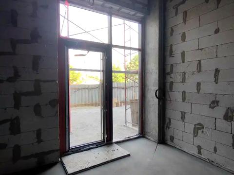 комерційна за адресою Янтарна вул., 75